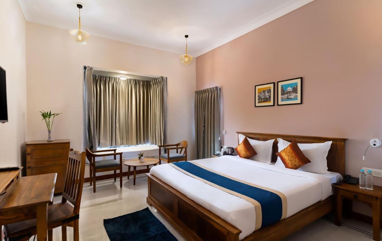 Dheergarh Palace ウダイプル エクステリア 写真