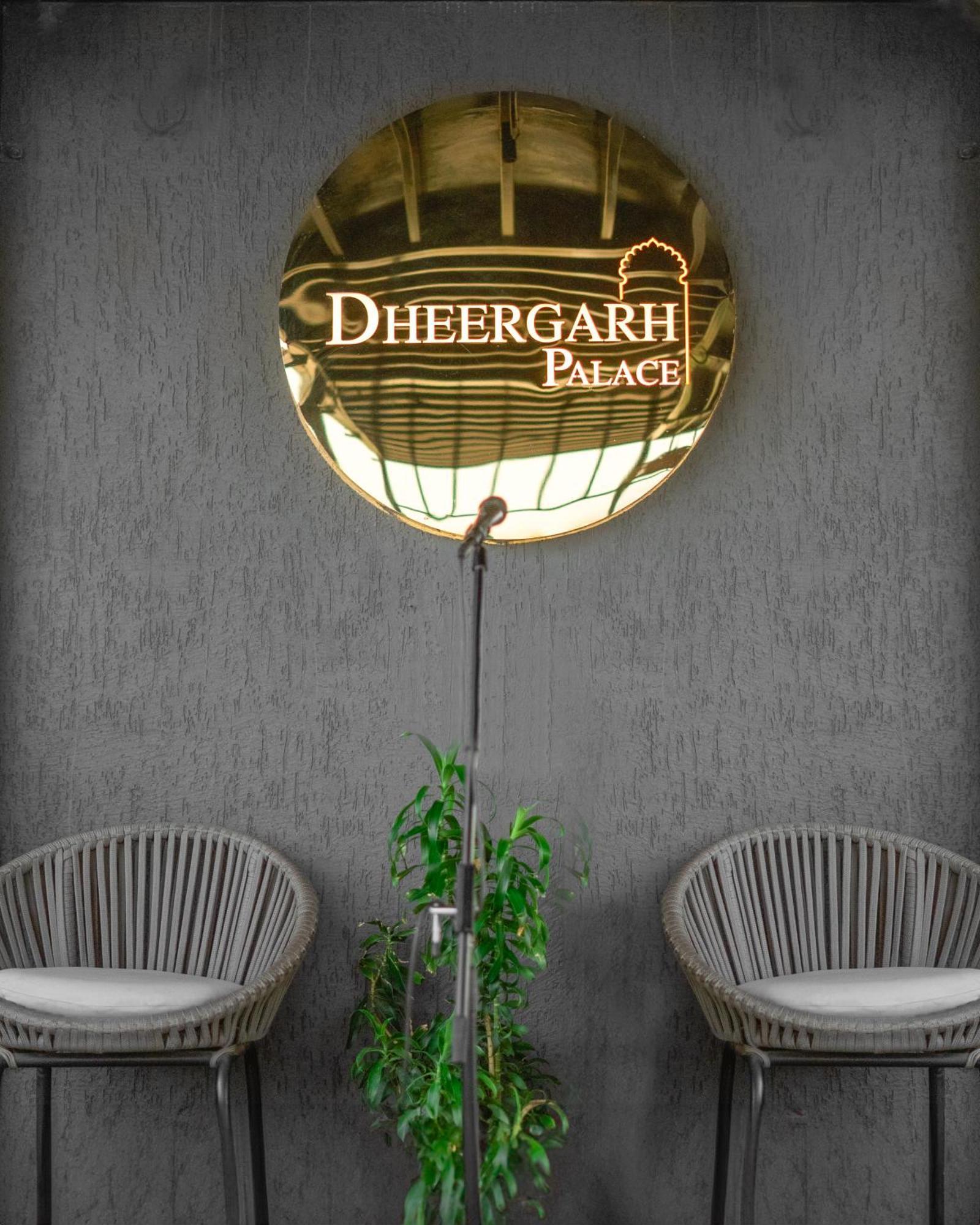 Dheergarh Palace ウダイプル エクステリア 写真
