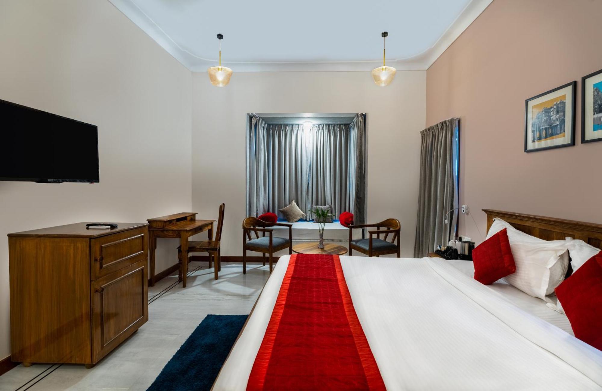 Dheergarh Palace ウダイプル エクステリア 写真